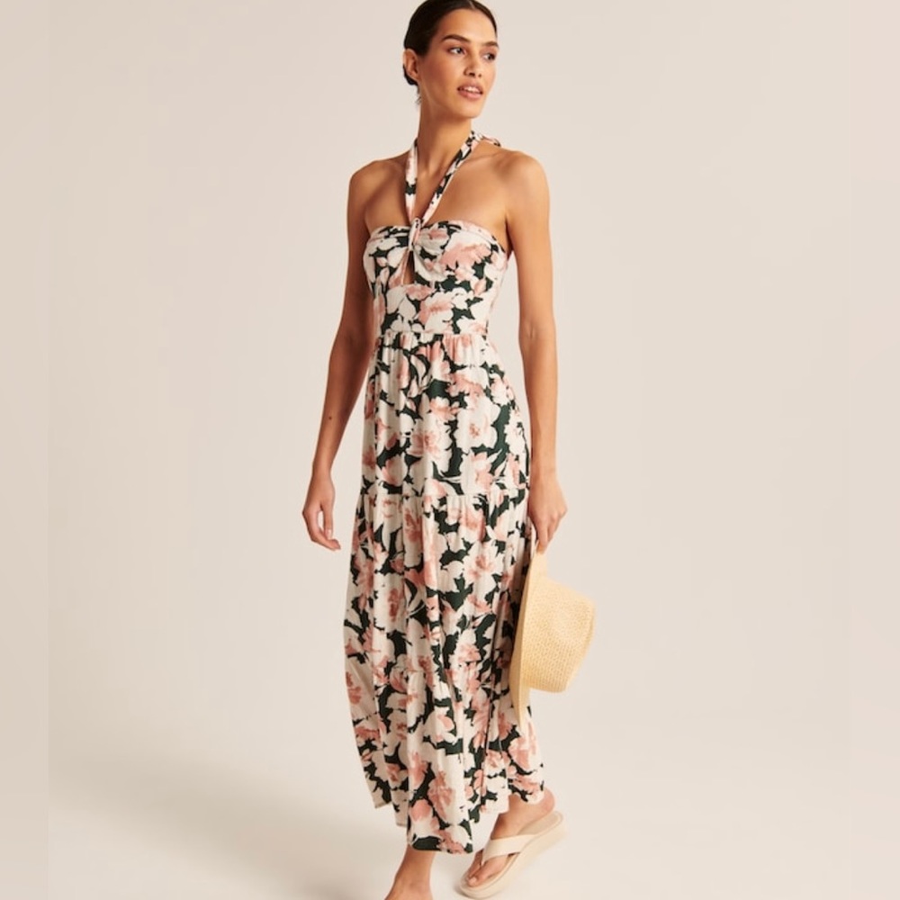 Never worn. Abercrombie Knotted Halter Maxi Dress. Size: small petite